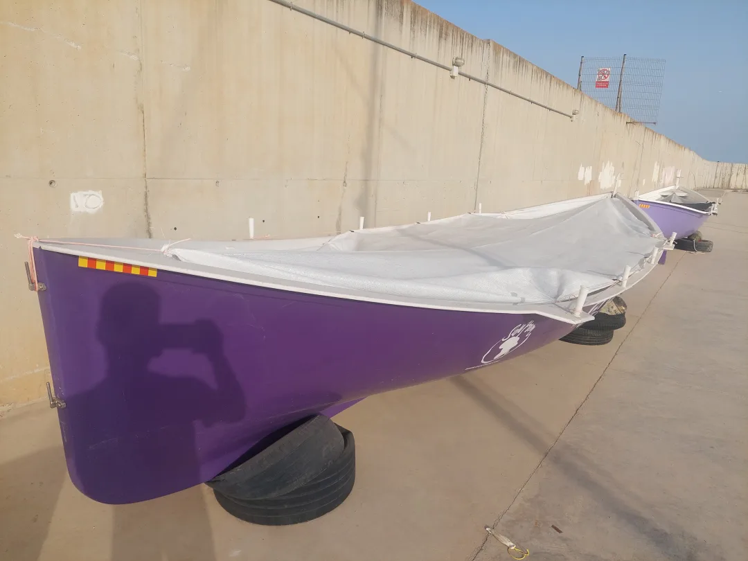 Barques del club protegides amb la nova coberta